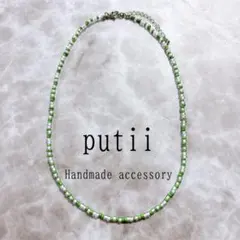 ビーズネックレス　グリーン　ホワイト