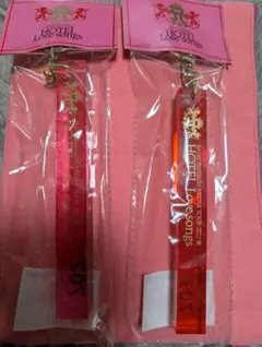 浜崎あゆみ　2011 ホテルキーホルダー　ピンク　レッド　702 703のサムネイル