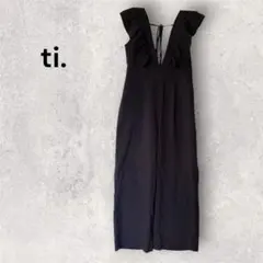 ティーアイドット　フリルVネックサロペット オールインワン 黒 SP