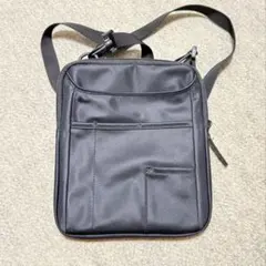 無印良品　MUJI ペン差し付き　撥水ショルダーバッグ