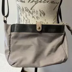 グローブ gloveナイロン ショルダーバッグ パープル