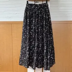 earth music&ecology ロングスカート 花柄 (F)