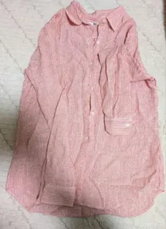 ユニクロ カジュアル 赤と白のストライプシャツ Mサイズ