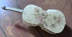 バイオリン型小物入れ 花柄デザイン