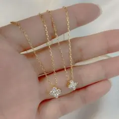 フラワーモチーフ キュービックジルコニア ネックレス ゴールドカラー