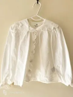 H&M フリル付きホワイトシャツ