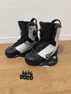 Item thumbnail for item d4f5dd83-a252-44a9-b4f3-59d3abb0066c