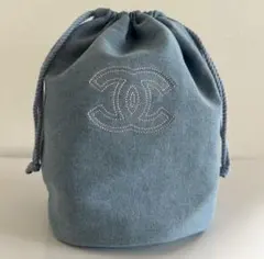 CHANELデニム巾着ポーチ 非売品 未使用】CHANEL ノベルティ デニム巾着ポーチ 非売品 箱付き Kt1