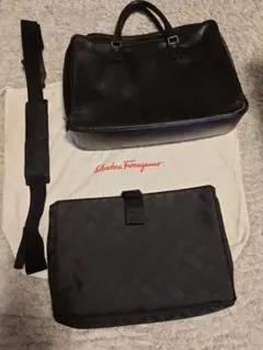 フェラガモ トートバッグ 2way ロゴ レザー 黒 大容量