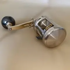 DAIWA Millionaire CV-Z 300F 両軸リールパワーハンドル - メルカリ