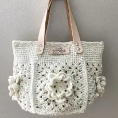 モチーフ編みバッグ　アイボリー
