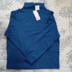 ユニクロ　ソフトニットフリースモックネックＴ（長袖）