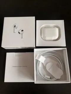 Apple AirPods（第3世代） MagSafe充電ケース付きのサムネイル