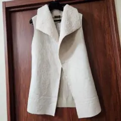 セール！☆TRUBE☆　ムートンジレ　ホワイト　新品