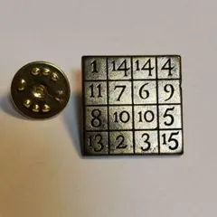 サグラダ・ファミリア　魔法陣ピンバッジ　日本未発売