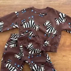 【ザラ】　しまうま　スウェット　セットアップ　104cm