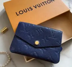 Item thumbnail for item 4619bbb3-8248-433f-a87c-c818d570d90c