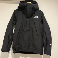 np61800 マウンテンパーカー