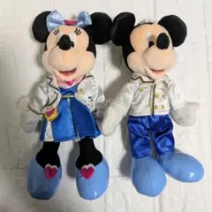 ディレクターミッキー＆ロマンスミニーちゃん　ペアぬいぐるみバッジ