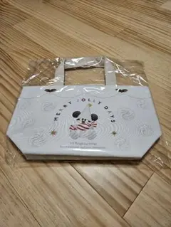 【新品】リルリンリン ランチバッグ　スーベニア ディズニー クリスマス