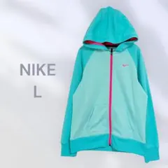 NIKE ナイキ　ランニングウェア　パーカー　裏起毛　スポーティ　トレーニングのサムネイル