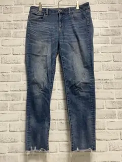 Item thumbnail for item 87914786-3300-4751-badb-f1d06b3a7df4