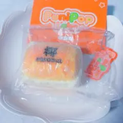 punipoplabo プニポップラボ　豆腐感　パン　海外スクイーズ　捏捏