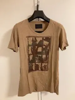 ラウンジリザードLOUNGE LIZARDブラウンTシャツフォトバンドプリント2のサムネイル