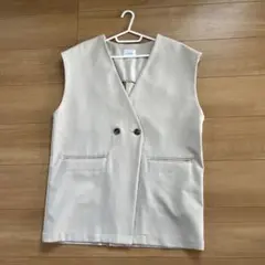 ベージュ ダブルボタン ベスト Fサイズ