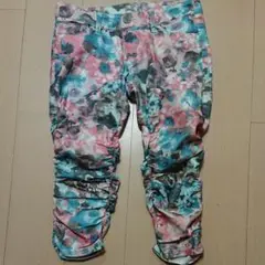 花柄七分丈パンツ