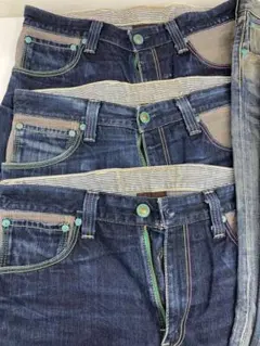 Item thumbnail for item 3dd8b0cd-dae0-49bb-971a-0627fa1110be