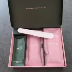 【とみお様】EKATO. プレミアムマスク　ボックス一箱　新品 とみお様】EKATO. プレミアムマスク ボックス一箱 新品