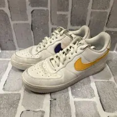 Nike Air Force 1 ホワイト/イエロー/パープル