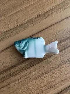 魚又楼 魚型 箸置き 陶器製のサムネイル