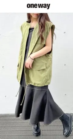 *one way ミリタリーベスト　カーキ 44