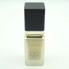 クレ・ド・ポーボーテ　タンフリュイドエクラ　マット　リキッドタイプ　オークル00