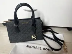 MICHAEL KORS ハンドバッグ ブラックのサムネイル