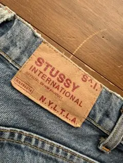 STUSSY ストレートデニムパンツ サイズ30 古着のサムネイル