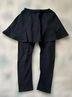 美品　 プラスナオ　スカッツ　130cm ブラック