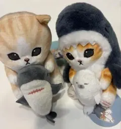 mofusand にゃんこが見守るデスクトップひっかけぬいぐるみだっこぬいぐるみのサムネイル