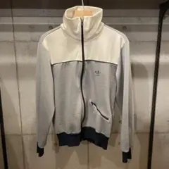 adidas トラックジャケット