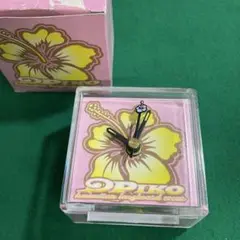 【新品、非売品】 PIKO ハイビスカスデザイン　目覚まし 置時計 ピンク