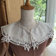 イギリスヴィンテージ バテンレース 手刺繍入り つけ襟 - メルカリ
