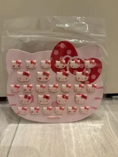 ハローキティのフェイス型シール