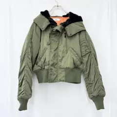 極美品✨ アズール バイ マウジー フライト ジャケット 中綿 アウター カーキ