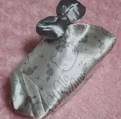 sale‼ 【新品】HELLO KITTY  筒型ポーチ