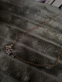 Louis Vuitton グラムパンダント　ネックレスのサムネイル