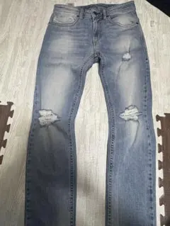 Diesel ダメージ加工 ライトブルーデニム