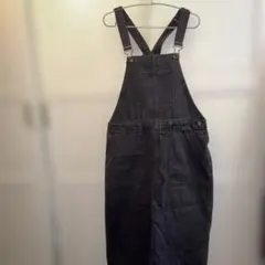 ブラックデニムサロペット クロスストラップ