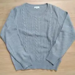 アースミュージック＆エコロジー　ケーブル編みニット